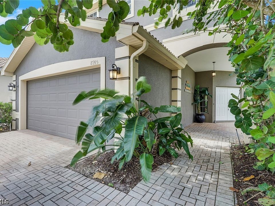 1st image of 8995 Spring Mountain Way