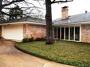 1728 Hillcrest Dr, Irving, TX 75062