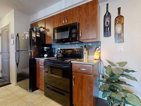 5th image of 9124 W 96th Ave #202