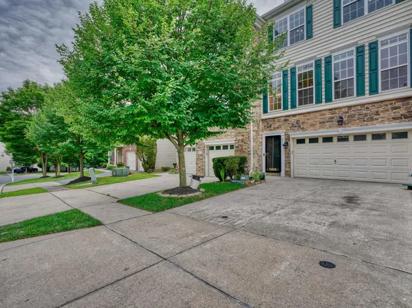 8112 Winding Ross Way, Ellicott City, MD 21043