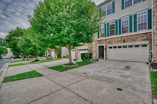 8112 Winding Ross Way Photo 1