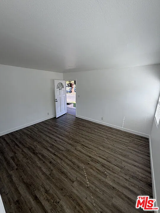 Studio, 1.0 bath, 500 sqft, $1,590 — Photo 3