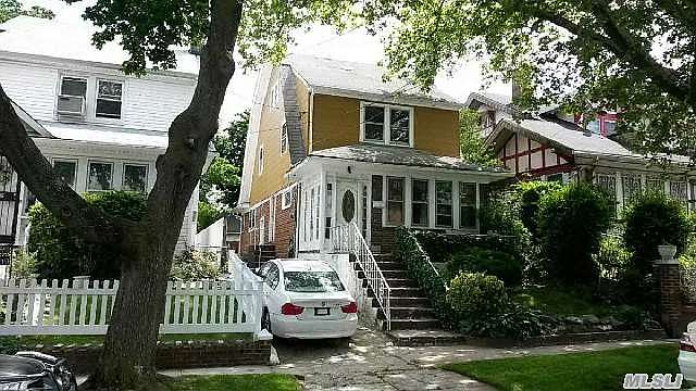 1st image of 10921 196th St