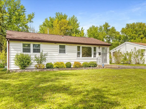 128 Wilson Ave, Machesney Park, IL 61115