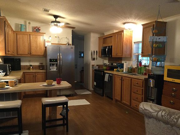 3rd image of 3 Cordova Ln