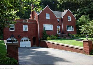 59 Rogers Rd, Hamden, CT 06517