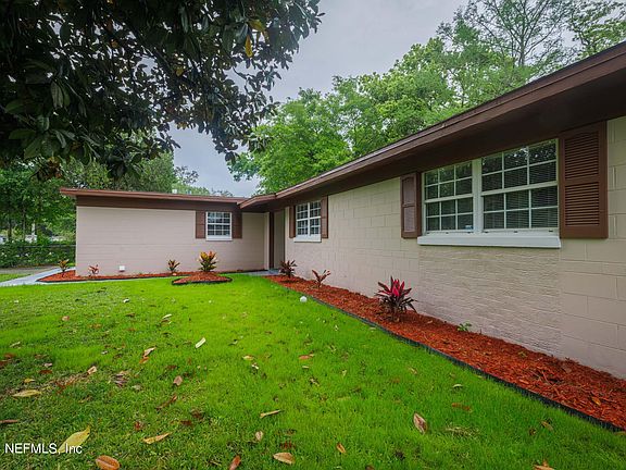 3rd image of 6504 COOPER Lane