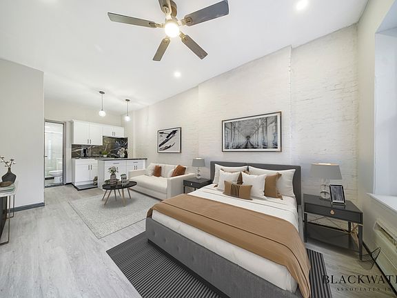 4th image of 309 W 43rd St APT 5B