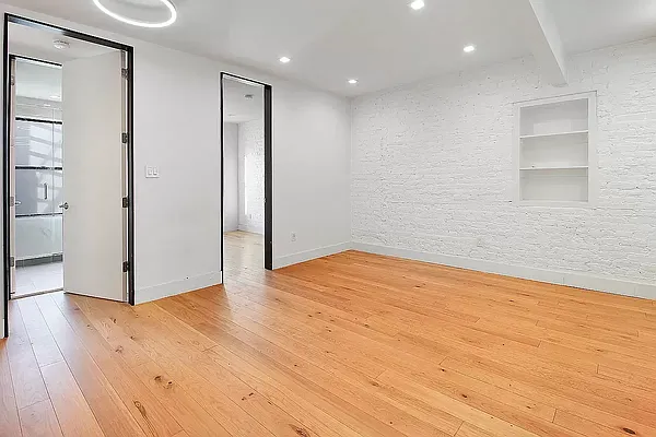 Rented by Compass | media 1