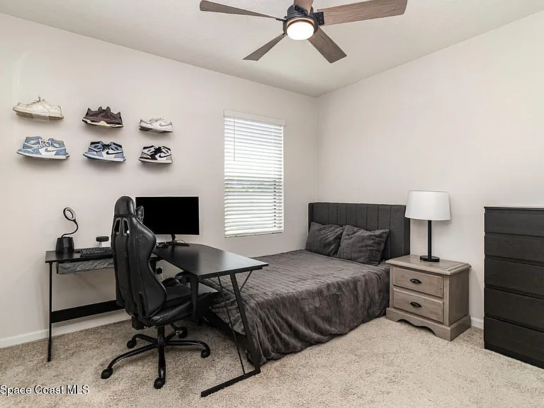 7389 Tourmaline Dr — Photo 16