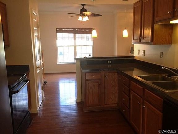 3rd image of 11479 Abbots Cross Ln #11479