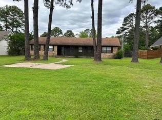 1010 Riveria Dr, Grand Saline, TX 75140