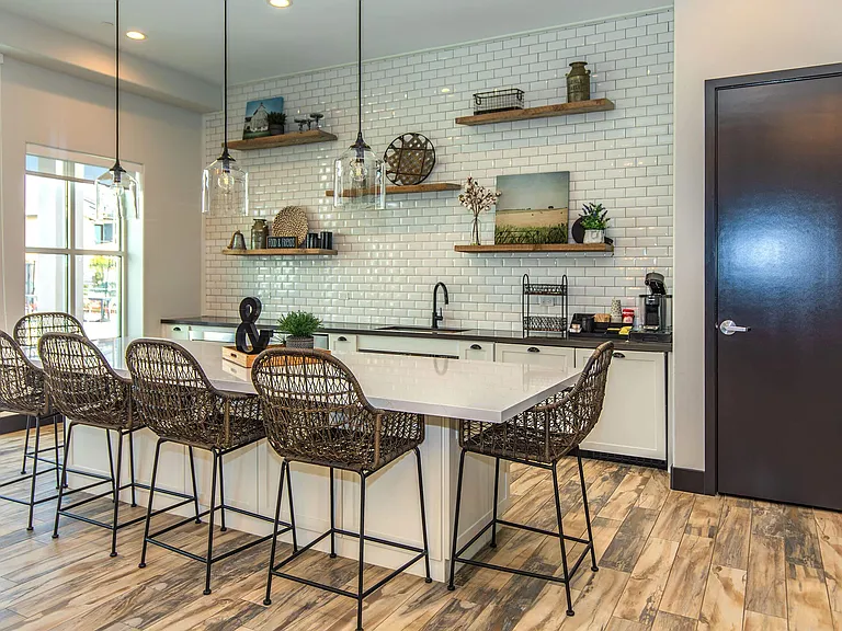 Azure Apartments — Photo 11