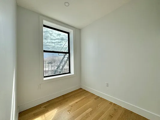 Rented by Simply Brooklyn Realty Inc | media 7