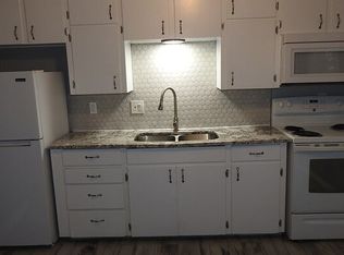 116 Drake St APT A, Kansas City, MO 64119