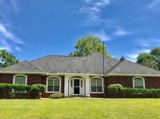 25306 Lakeland Dr, Loxley, AL 36551