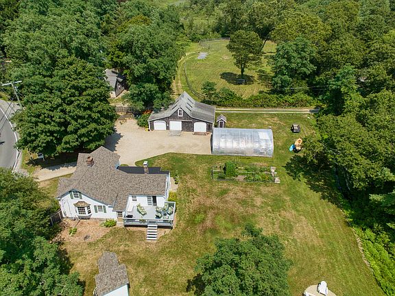 2nd image of 1251 County Road