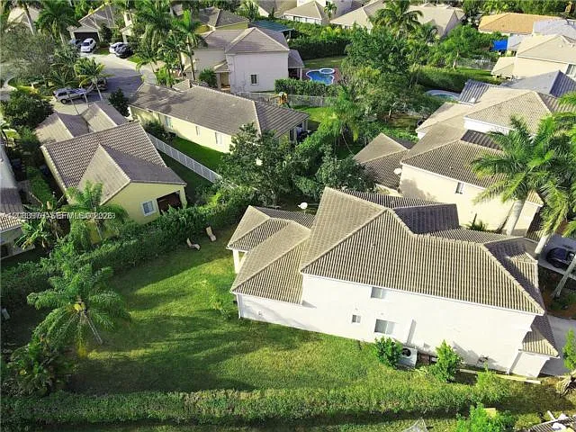 4 bed, 2.5 bath, $4,790 — Photo 4