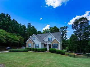 135 Copper Creek Dr, Lagrange, GA 30240