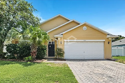 924 Burland Cir Photo 1