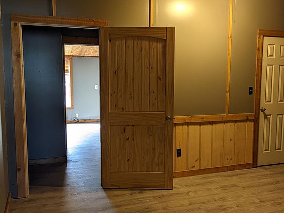 3rd image of 7403 Cypress St #4