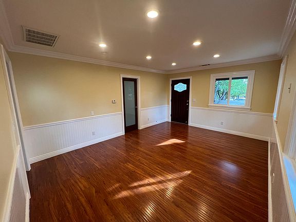 4th image of 1541 Paloma St