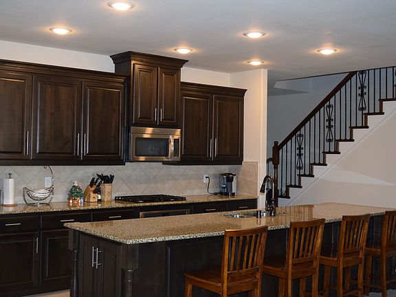 3rd image of 2001 Speckle Dr