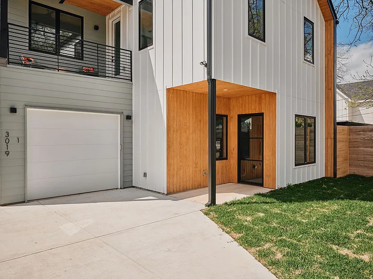 3019 Garwood St #1 — Photo 20