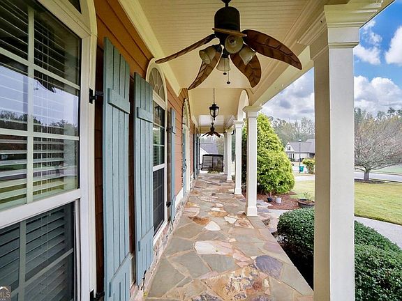 4th image of 347 Clarksboro Dr