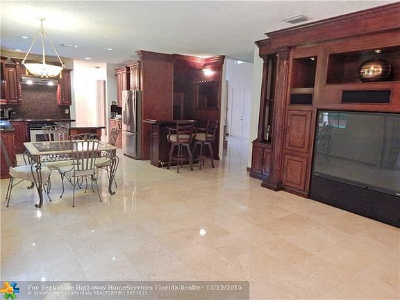 5th image of 4002 Staghorn Ln