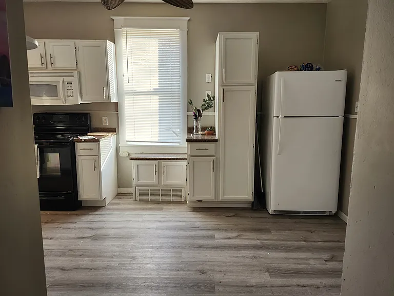 6624 Bartmer Ave — Photo 5