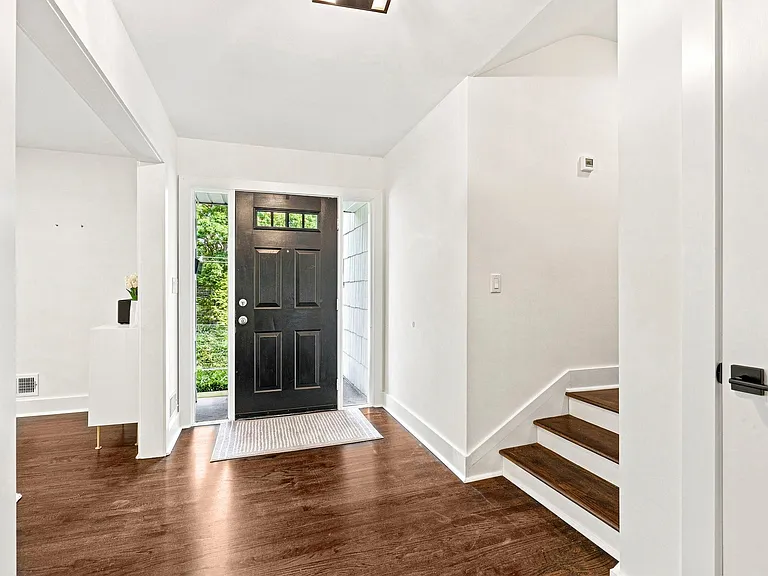 24 Benedict Rd — Photo 3