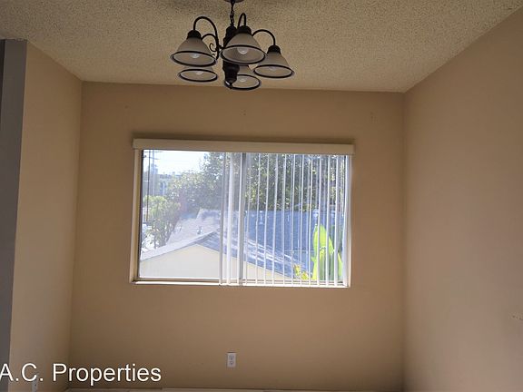 4th image of 11204 Peach Grove St APT 4