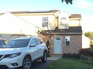 320 Highlands Blvd, Easton, PA 18042