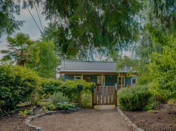 225 NE 63rd Ave