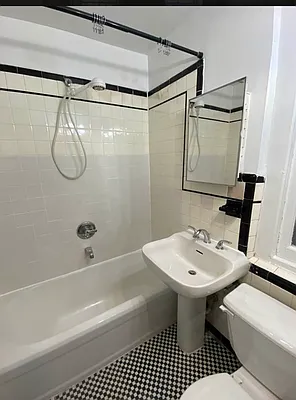 Rented by Highline Residential | media 2