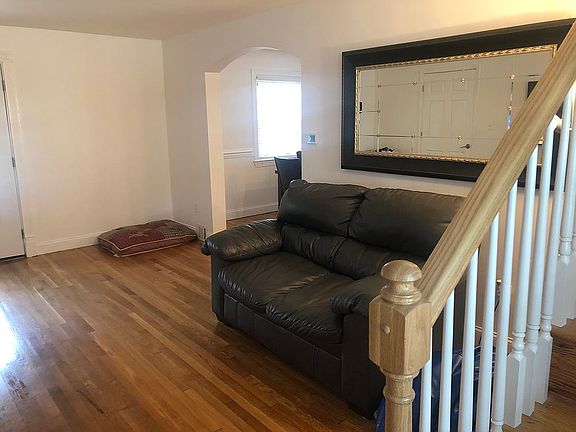 5th image of 4715 1st St N