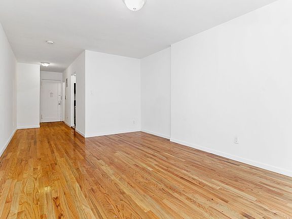 4th image of 329 W 14th St APT A2