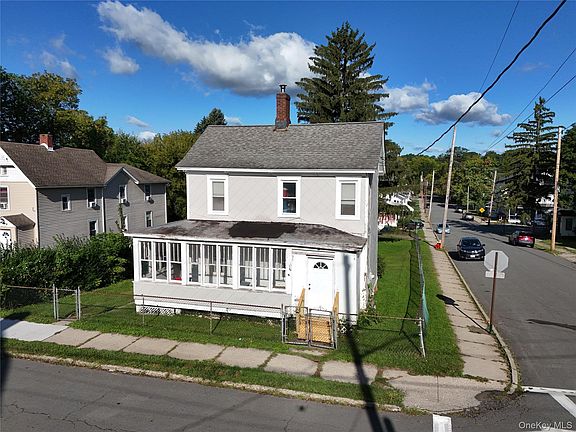 2nd image of 41 Wallkill Avenue