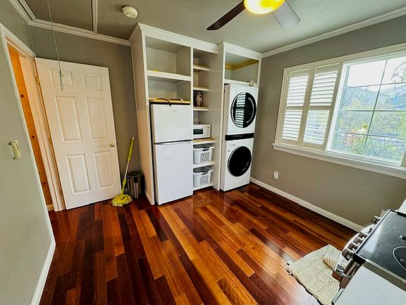 3rd image of 345 Surber Dr