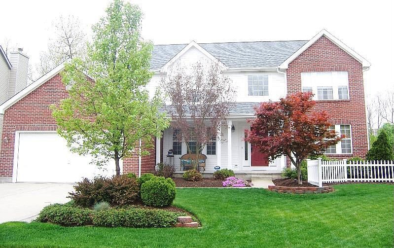 1st image of 2785 Woods Cres