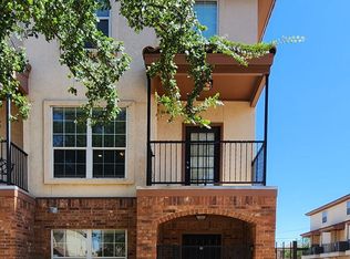 2105 Main St, Lubbock, TX 79401