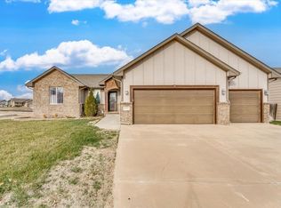 1412 E Rough Creek Rd, Derby, KS 67037