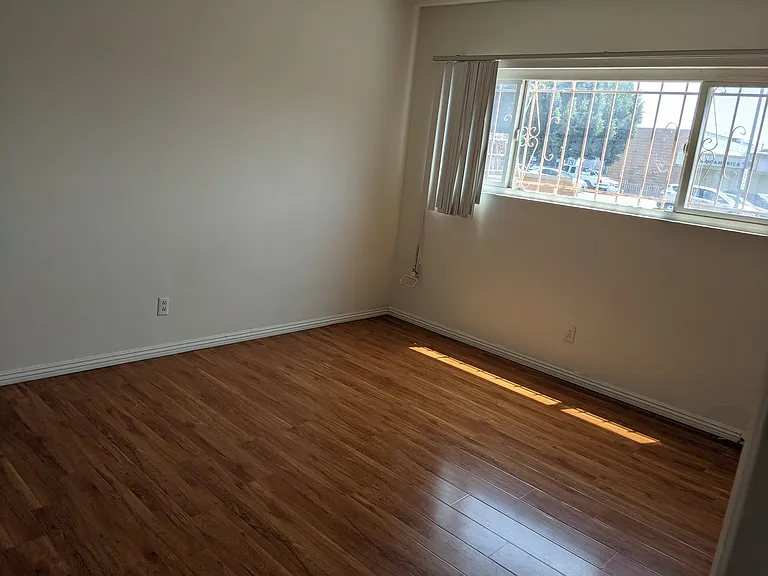 11512 Ohio Ave #3 — Photo 6