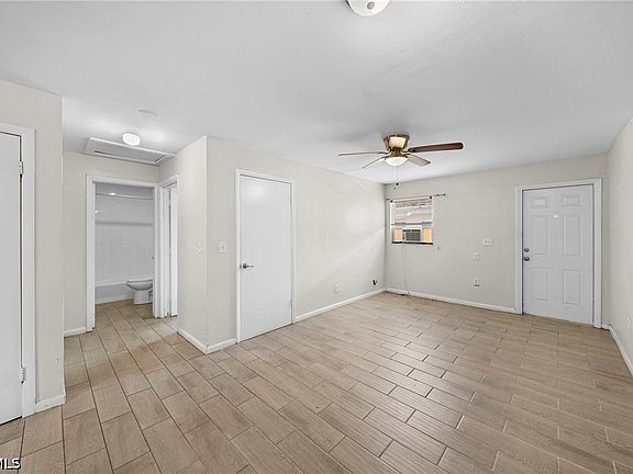 4th image of 322 Louise Ave #A