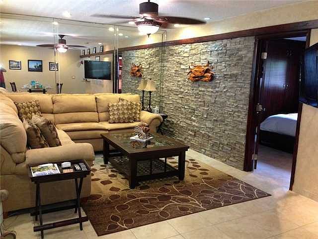 1st image of 3212 NE 8th Ct APT 8