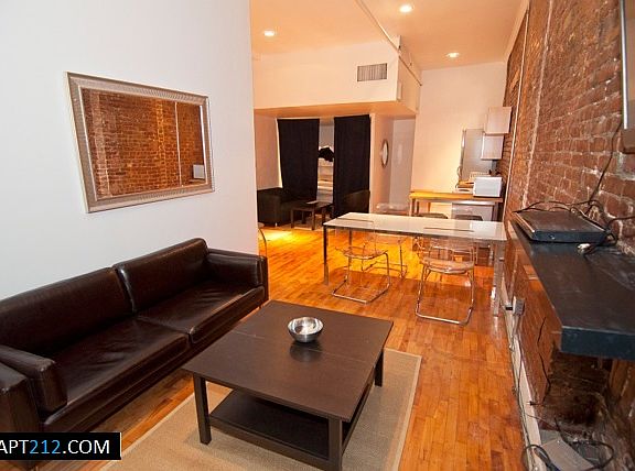 5th image of 521 Broadway APT 4F