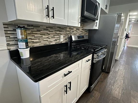 4th image of 3836 8th St