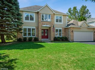 1113 Sagebrush Trl, Cary, IL 60013