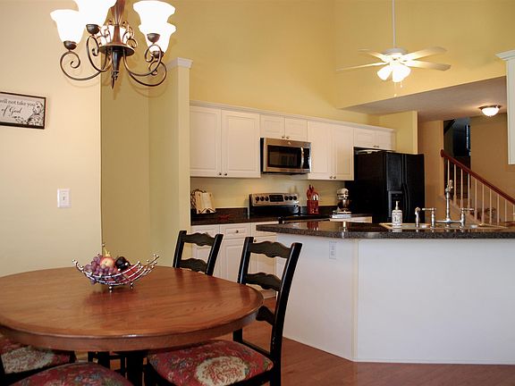 5th image of 1208 Wentworth Dr